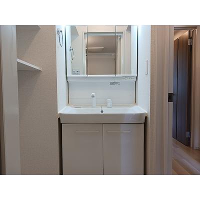 マジェスティ 101【管理NO：1-025386701-01010】 ★家具家電は申し込み後に搬入しますの物件写真6