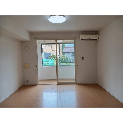 アム－ル 104【管理NO：1-017531901-01040】 ★家具家電は申し込み後に搬入しますの物件写真2