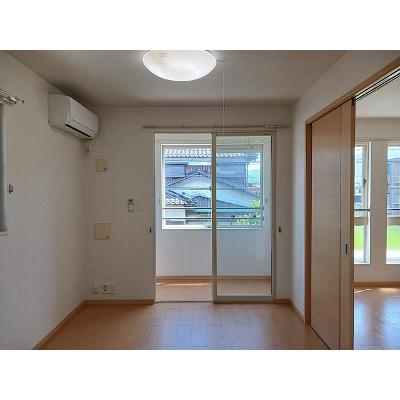 クラ－ル　Ｋ　Ⅰ 204【管理NO：1-016502601-02040】 ★家具家電は申し込み後に搬入しますの物件写真2