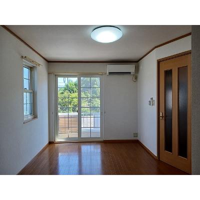 ファーストリバーサイド 102【管理NO：1-011962601-01020】 ★家具家電は申し込み後に搬入します★の物件写真2