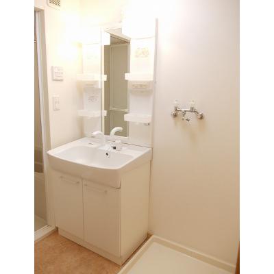 グランドコモンズⅡ 203【管理NO：1-016304201-02030】 ★家具家電は申し込み後に搬入します★の物件写真6
