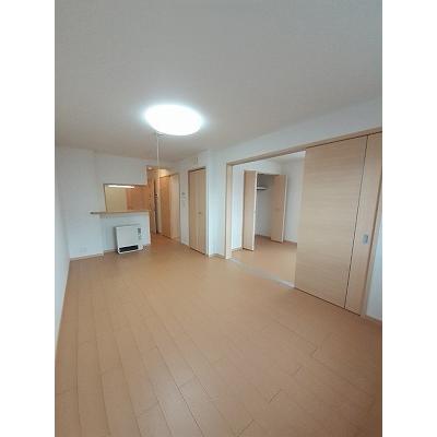 チアファル　１７５ 201【管理NO：1-016210601-02010】 ★家具家電は申し込み後に搬入します★の物件写真2