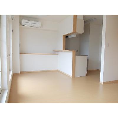 ラ・ティエラ 202【管理NO：1-016059701-02020】 ★家具家電は申し込み後に搬入します 2026年07月下旬入居可能の物件写真2