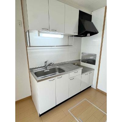 エル・セレッソＢ 101【管理NO：1-015445302-01010】 ★家具家電は申し込み後に搬入しますの物件写真3