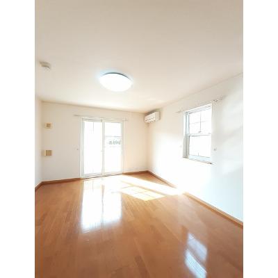 ＣＯＳＭＯ　ＬＯＲＤ 103【管理NO：1-013953201-01030】 ★家具家電は申し込み後に搬入します★の物件写真2