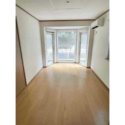 カサ・ブランカＣ 103【管理NO：1-011191403-01030】 ★家具家電は申し込み後に搬入しますの物件写真2
