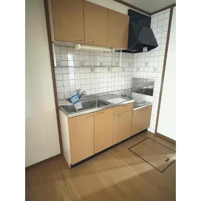 カサ・ブランカＣ 103【管理NO：1-011191403-01030】 ★家具家電は申し込み後に搬入しますの物件写真3