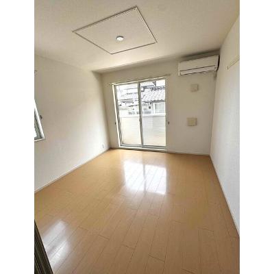 エアリーシーン 103【管理NO：1-019165901-01030】 ★家具家電は申し込み後に搬入します★の物件写真2