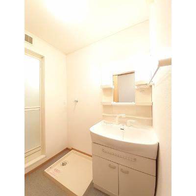 アーバンホワイトタナカⅢ 101【管理NO：1-014983501-01010】 ★家具家電は申し込み後に搬入しますの物件写真6