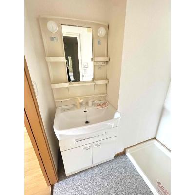 ニューハーバーライト 101【管理NO：1-013864601-01010】 ★家具家電は申し込み後に搬入します★の物件写真6
