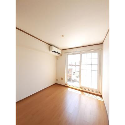 パーク　レガシィⅡ 202【管理NO：1-011779202-02020】 ★家具家電は申し込み後に搬入しますの物件写真2