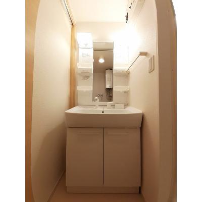 Ｖｉｌｌａ　佐藤　Ｄ 104【管理NO：1-018141101-01040】 ★家具家電は申し込み後に搬入します★の物件写真6