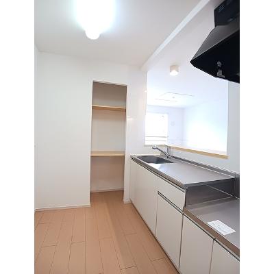 apartment 北海道室蘭市八丁平５丁目１４－１５ 

↓地図はこちらから
