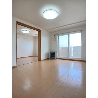 ＡＵＴＡＮＡ　アウタナ 303【管理NO：1-015248401-03030】 ★家具家電は申し込み後に搬入します★の物件写真2