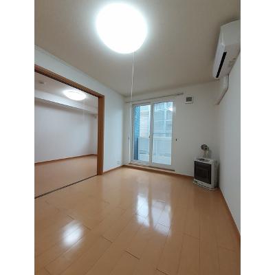 グランデ・ミロウ 104【管理NO：1-014669901-01040】 ★家具家電は申し込み後に搬入します★ ★2026年11月中旬入居可能★の物件写真2