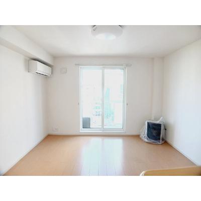 グロリアスヴェルデ本町 204【管理NO：1-020044001-02040】 2026年08月上旬入居可能の物件写真2