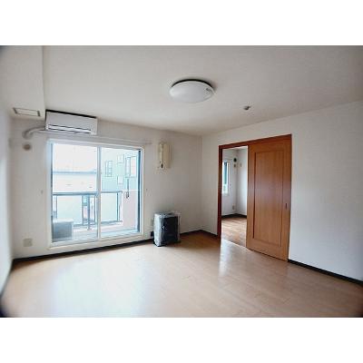 ジュネス松陰 203【管理NO：1-012268901-02030】 ★家具家電は申し込み後に搬入します★の物件写真2
