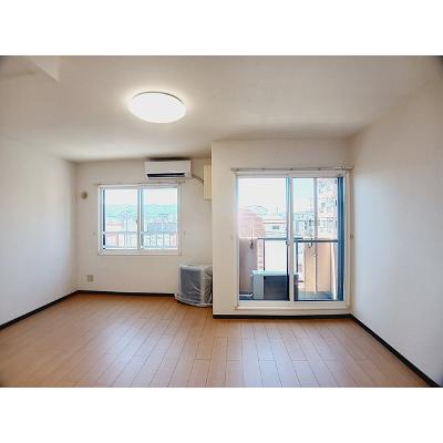 ジェルメ日乃出町 306【管理NO：1-012426901-03060】 ★家具家電は申し込み後に搬入します★の物件写真2