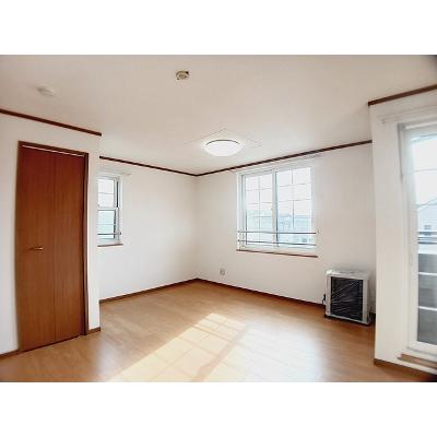 フレンシア桔梗 202【管理NO：1-011488701-02020】 ★家具家電は申し込み後に搬入します★の物件写真2