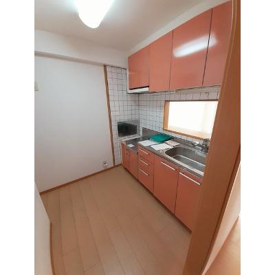 シャトー　グラース 302【管理NO：1-013008401-03020】 ★家具家電は申し込み後に搬入します★の物件写真3