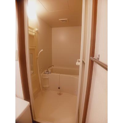 グランビア三内 203【管理NO：1-009768301-02030】 ★家具家電は申し込み後に搬入します★の物件写真4