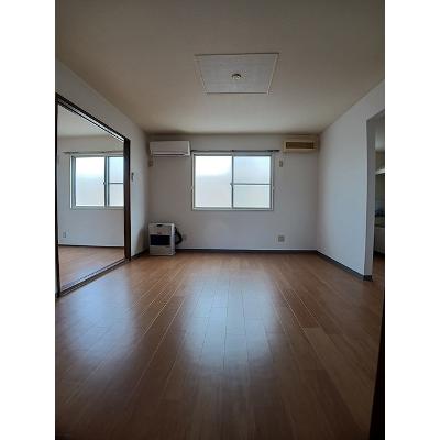 ドエルⅢ 201【管理NO：1-005958101-02010】 ★家具家電は申し込み後に搬入します★ ★2026年11月上旬入居可能★の物件写真2