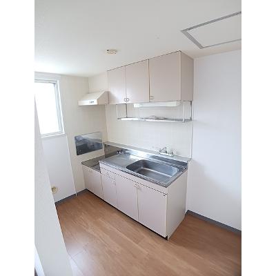 ドエルⅢ 201【管理NO：1-005958101-02010】 ★家具家電は申し込み後に搬入します★ ★2026年11月上旬入居可能★の物件写真3