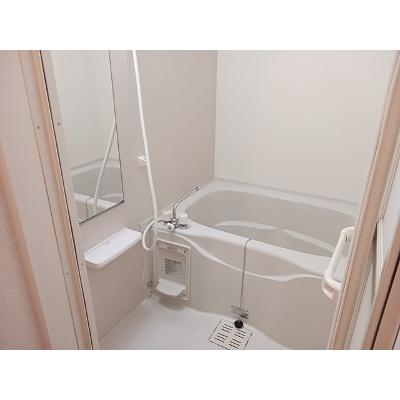 タピオラ 103【管理NO：1-015545301-01030】 ★家具家電は申し込み後に搬入します★の物件写真4