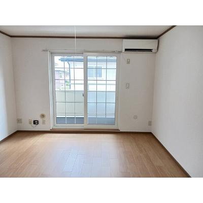 ルミエール 201【管理NO：1-011674801-02010】 ★家具家電は申し込み後に搬入します★ ★2026年12月中旬入居可能★の物件写真2