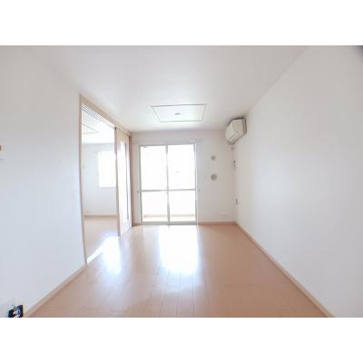 カーサ　フルジェンテⅠ 204【管理NO：1-016852401-02040】 ★家具家電は申し込み後に搬入します★ ★2026年11月上旬入居可能★の物件写真2