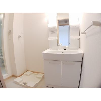 apartment 秋田県大館市字代野２０２番地１ 

↓地図はこちらから