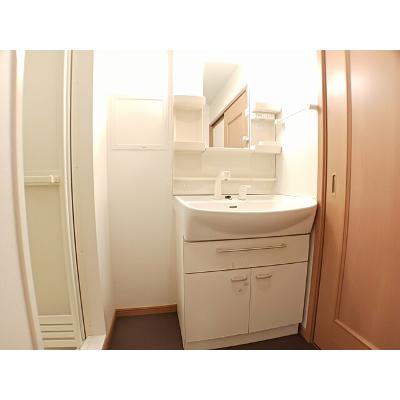 apartment 秋田県北秋田市鷹巣字東中岱６１番地１ 

↓地図はこちらから