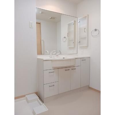 サンハウス志家 203【管理NO：1-015532601-02030】 ★家具家電は申し込み後に搬入します★の物件写真6