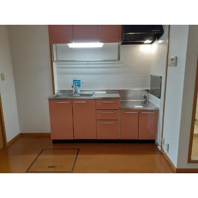 エヴァーグリーン 103【管理NO：1-012492401-01030】 ★家具家電は申し込み後に搬入します★ ★2026年08月中旬入居可能★の物件写真3