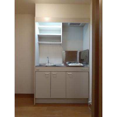シャンドフルール 202【管理NO：1-011728101-02020】 ★家具家電は申し込み後に搬入します★の物件写真3