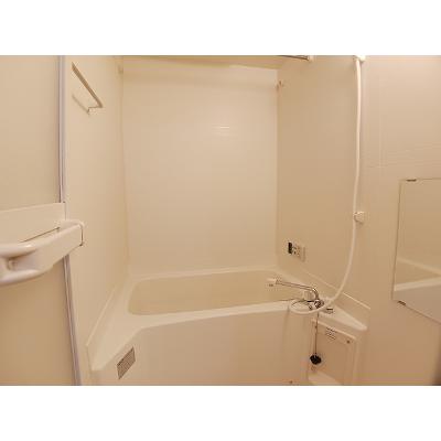 グラン　リオ 103【管理NO：1-011218301-01030】 ★家具家電は申し込み後に搬入します★の物件写真4