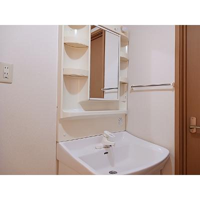 グラン　リオ 103【管理NO：1-011218301-01030】 ★家具家電は申し込み後に搬入します★の物件写真6