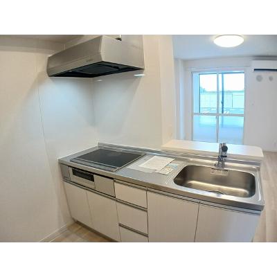 リズ　リーフ 103【管理NO：1-027917001-01030】 ★家具家電は申し込み後に搬入します★の物件写真3