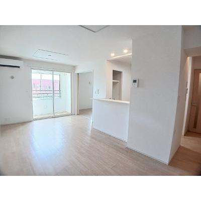 アルモニーＢ 203【管理NO：1-021366002-02030】 ★家具家電は申し込み後に搬入します★ ★2026年10月下旬入居可能★の物件写真2