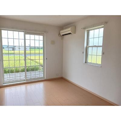 ビッグ　シャトーＥ 103【管理NO：1-016392301-01030】 ★家具家電は申し込み後に搬入します★の物件写真2