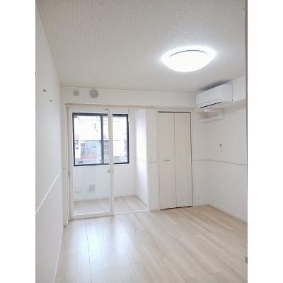 サニーサーガ 104【管理NO：1-027583701-01040】 ★家具家電は申し込み後に搬入しますの物件写真2