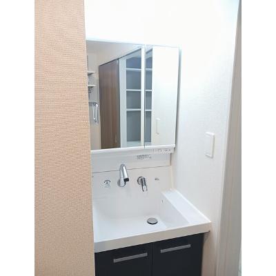 サニーサーガ 104【管理NO：1-027583701-01040】 ★家具家電は申し込み後に搬入しますの物件写真6