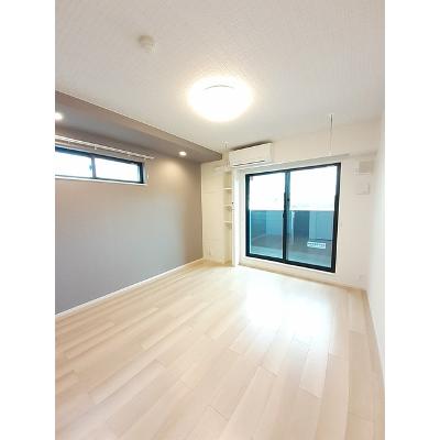 フェルヴォーレ 201【管理NO：1-027473401-02010】 ★家具家電は申し込み後に搬入しますの物件写真2