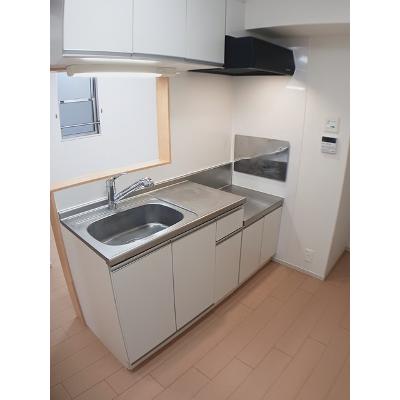 フォンテーヌ 201【管理NO：1-018162701-02010】 ★家具家電は申し込み後に搬入しますの物件写真3