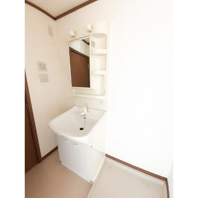 ルミエール館 203【管理NO：1-010835801-02030】 ★家具家電は申し込み後に搬入します★の物件写真6