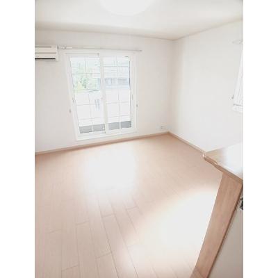 Ｌａ　ｃａｎｐａｎｅｌｌａ 203【管理NO：1-016224601-02030】 ★家具家電は申し込み後に搬入しますの物件写真2