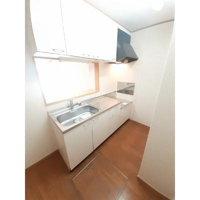 フラングラース 103【管理NO：1-013646801-01030】 ★家具家電は申し込み後に搬入しますの物件写真3