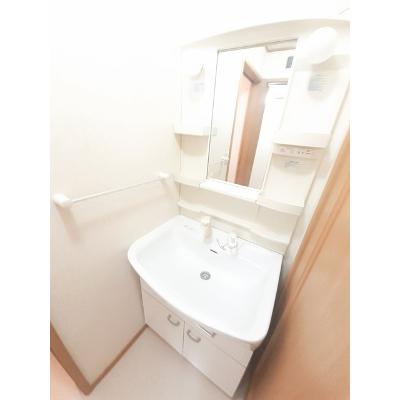 フラングラース 103【管理NO：1-013646801-01030】 ★家具家電は申し込み後に搬入しますの物件写真6