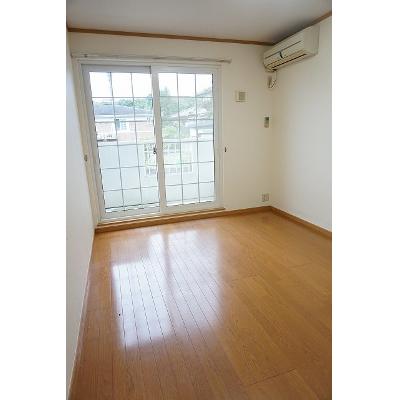ヴィラ・ソレアード 101【管理NO：1-012283701-01010】 ★家具家電は申し込み後に搬入しますの物件写真2