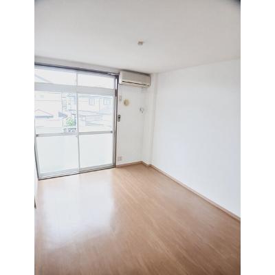 フランボワーズ 202【管理NO：1-005422101-02020】 ★家具家電は申し込み後に搬入します★の物件写真2